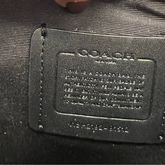 Coach bucket bag authentic - Picture 7 of 7